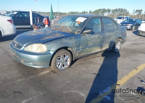 2000 Honda Civic Value Package from USA, damaged, VIN 2HGEJ6611YH512865